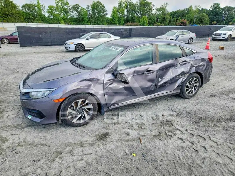 2018 Honda CIVIC photo