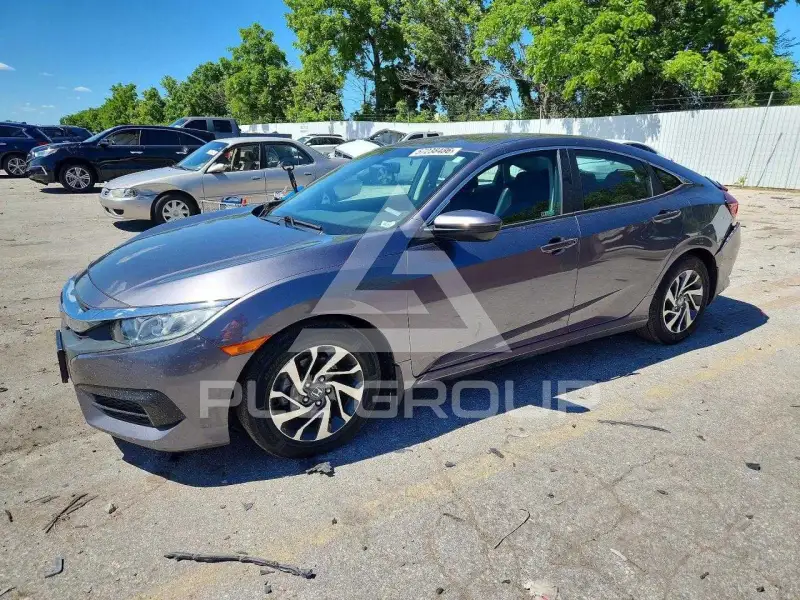 2018 Honda CIVIC фото
