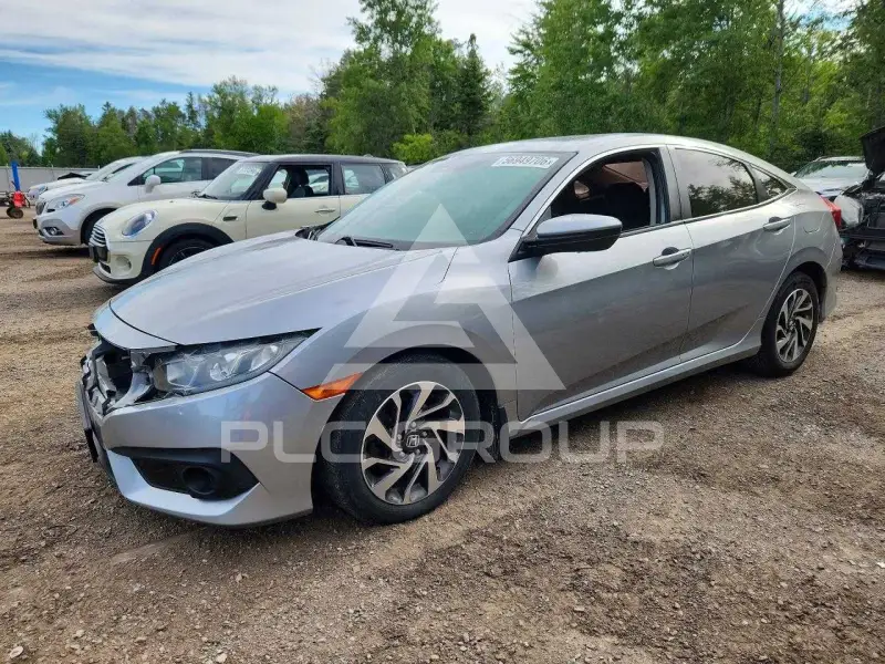 2018 Honda CIVIC photo