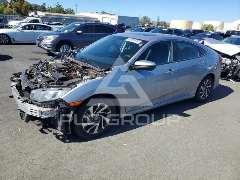 2018 Honda CIVIC photo