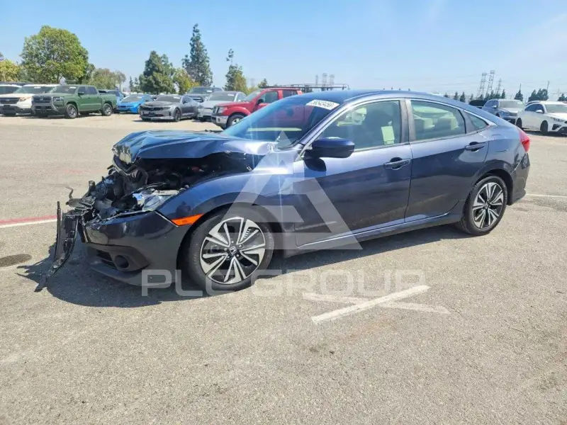 2018 Honda CIVIC photo