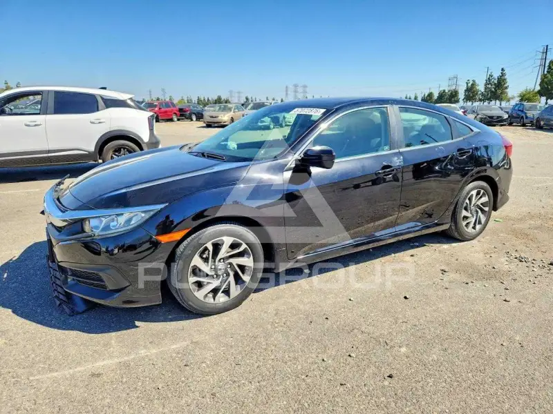 2018 Honda CIVIC фото