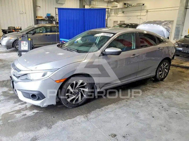 2018 Honda CIVIC фото