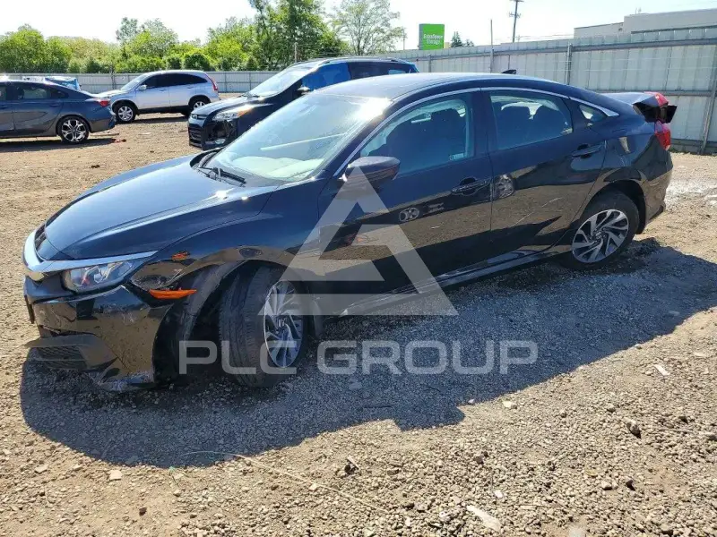 2018 Honda CIVIC фото