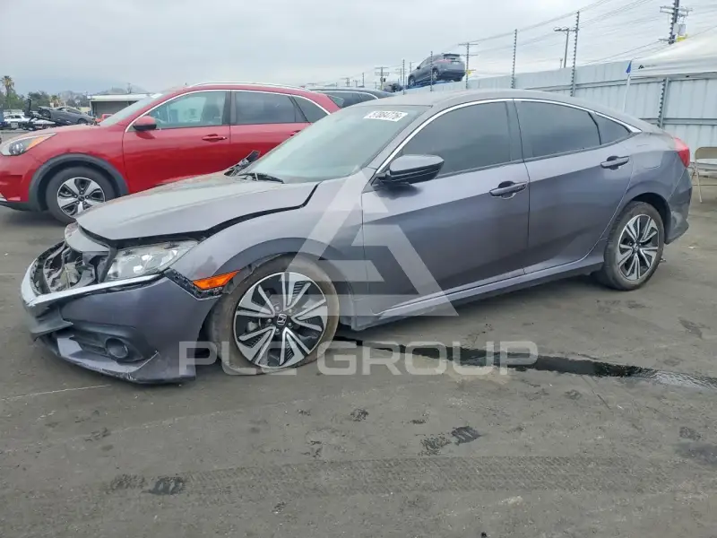 2018 Honda CIVIC фото