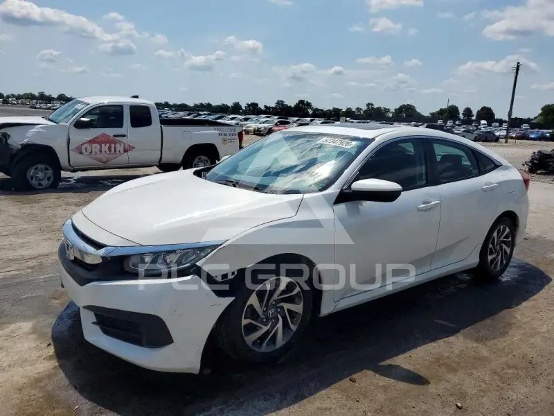 2018 Honda CIVIC фото