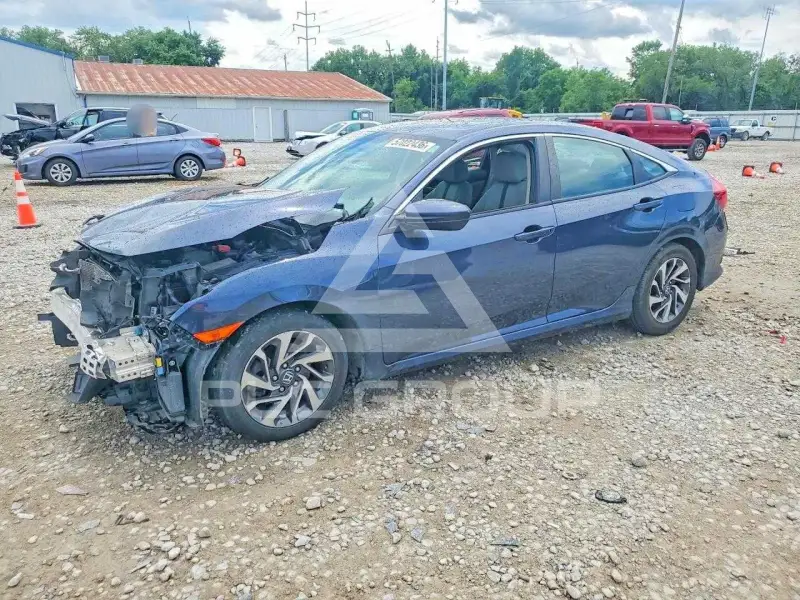 2018 Honda CIVIC фото