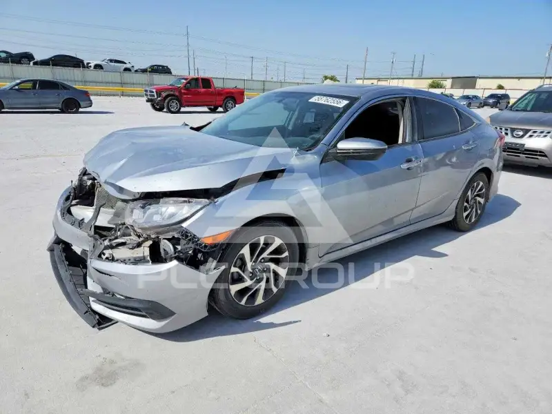 2018 Honda CIVIC фото
