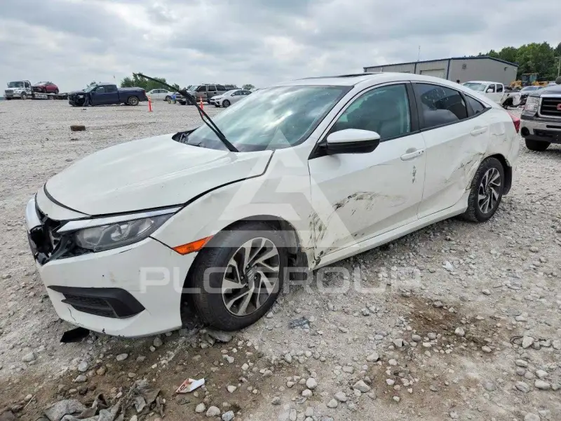 2018 Honda CIVIC photo