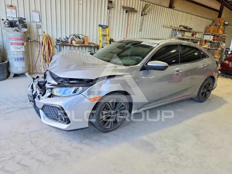 2018 Honda CIVIC photo