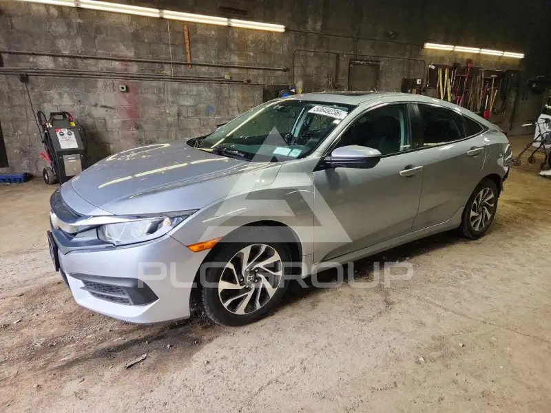 2018 Honda CIVIC фото