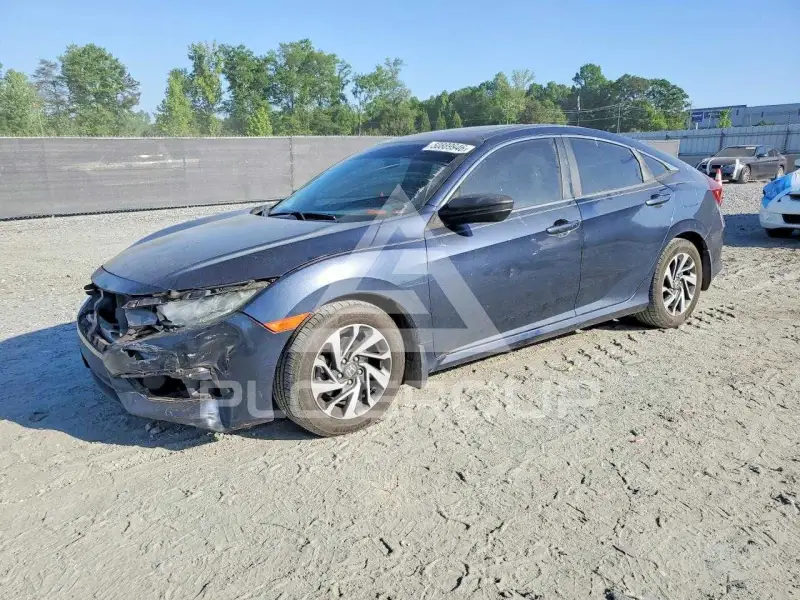 2018 Honda CIVIC фото