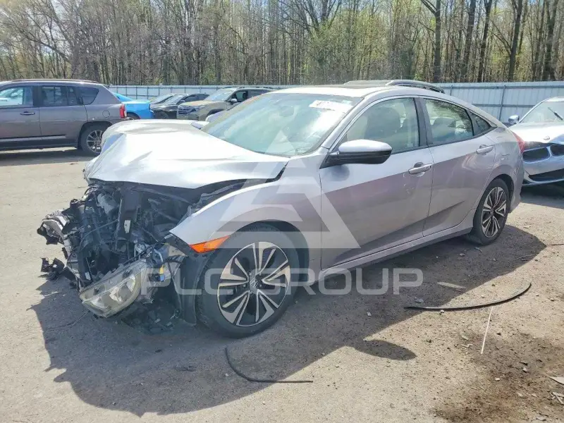 2018 Honda CIVIC фото