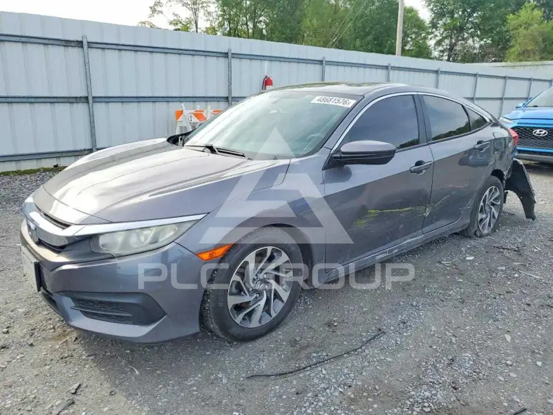 2018 Honda CIVIC фото
