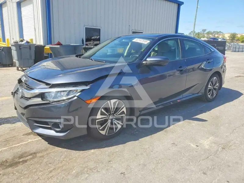 2018 Honda CIVIC фото