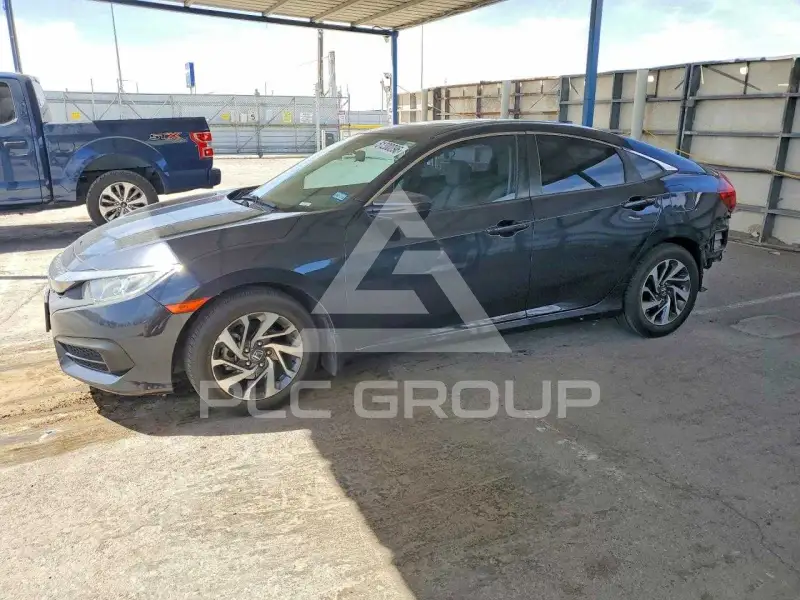 2018 Honda CIVIC фото