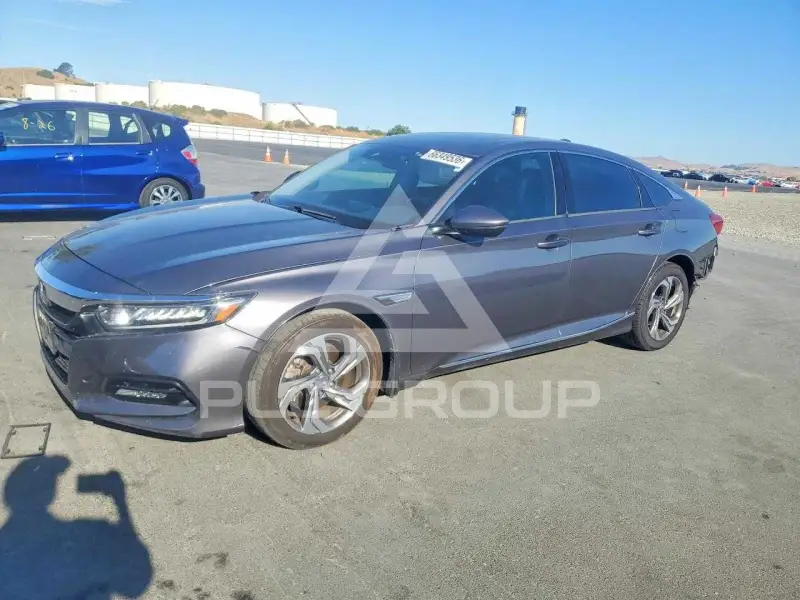 2018 Honda Accord photo