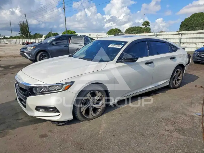 2018 Honda Accord photo