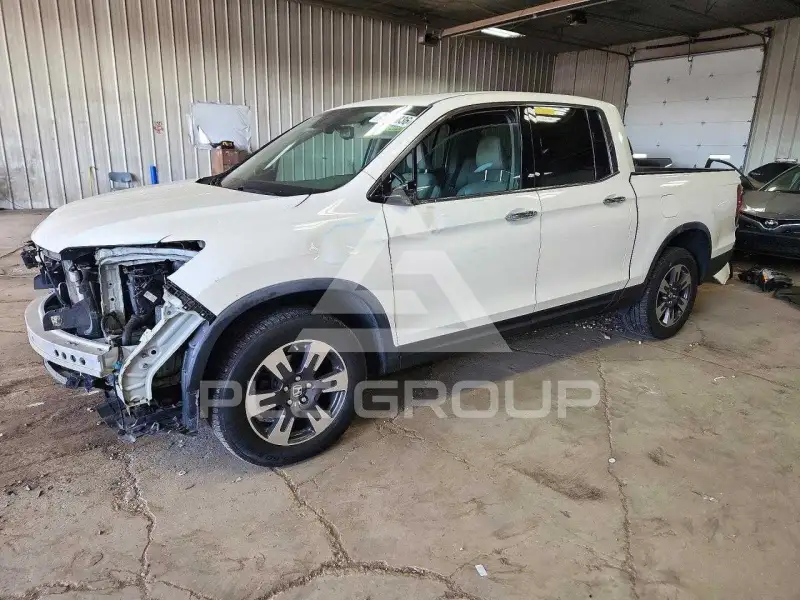 2018 Honda RIDGELINE photo