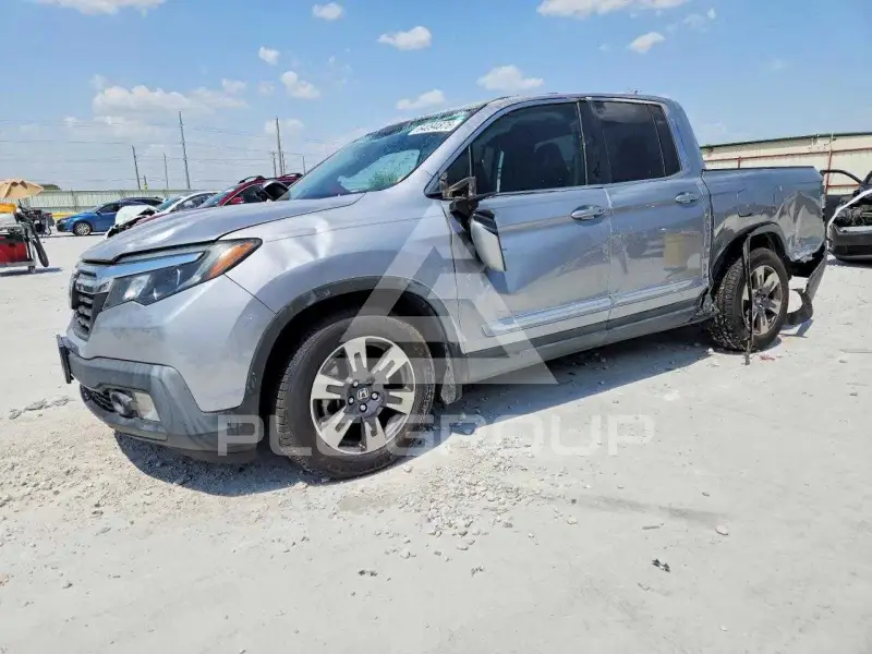 2018 Honda RIDGELINE фото