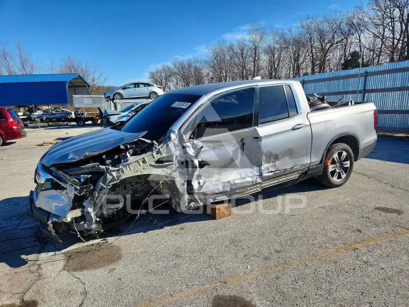 2018 Honda RIDGELINE фото