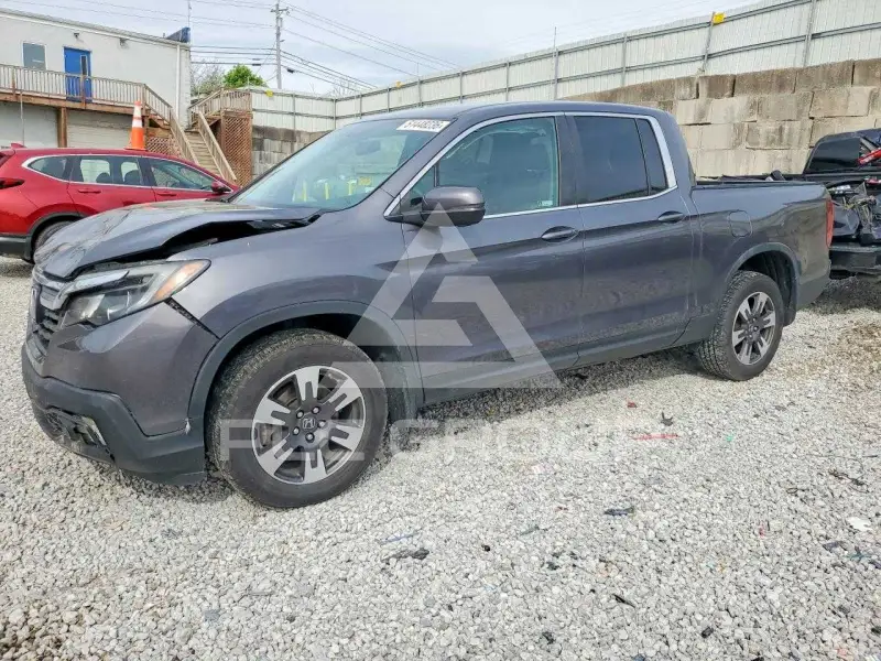 2018 Honda RIDGELINE photo