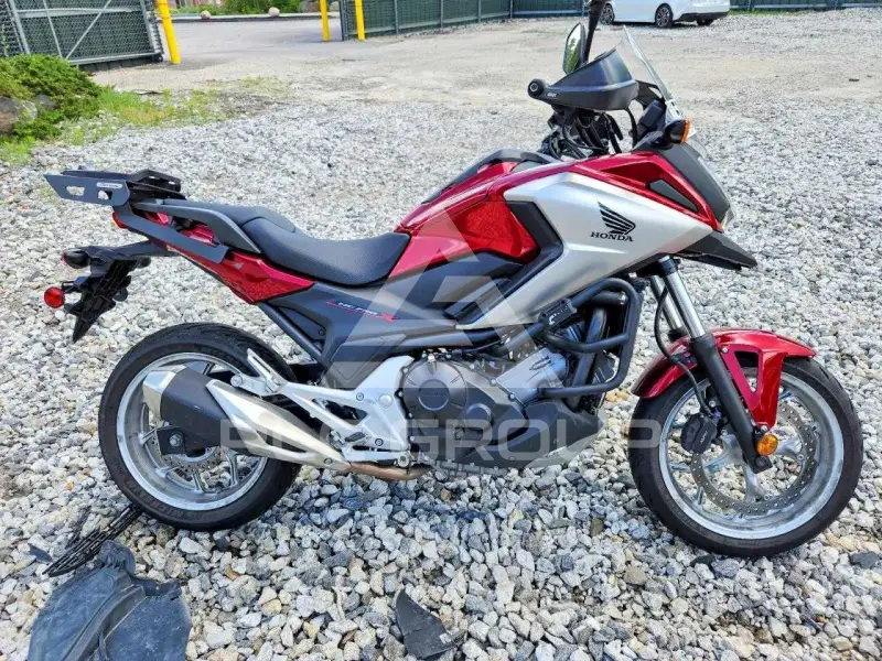 2018 Honda NC фото