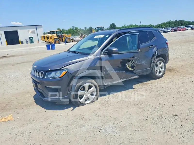 2018 Jeep COMPASS photo