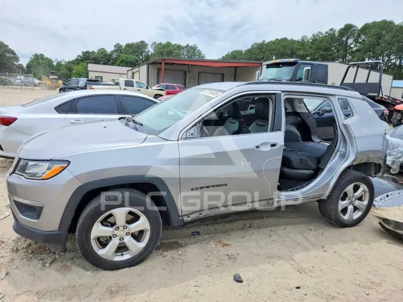 2018 Jeep COMPASS photo