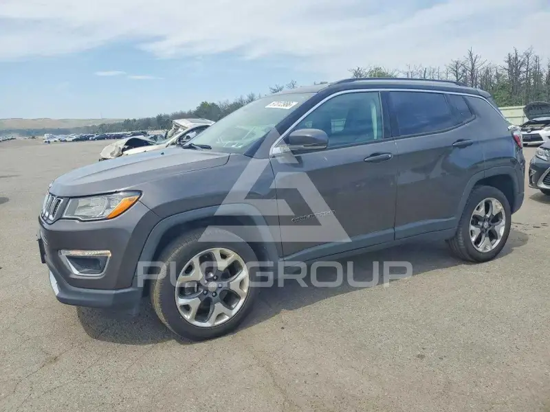 2018 Jeep COMPASS photo