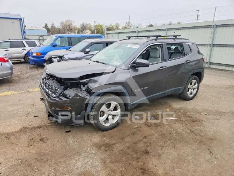 2018 Jeep COMPASS photo