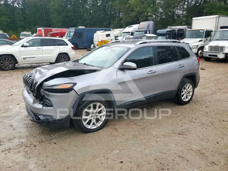 2018 Jeep CHEROKEE photo