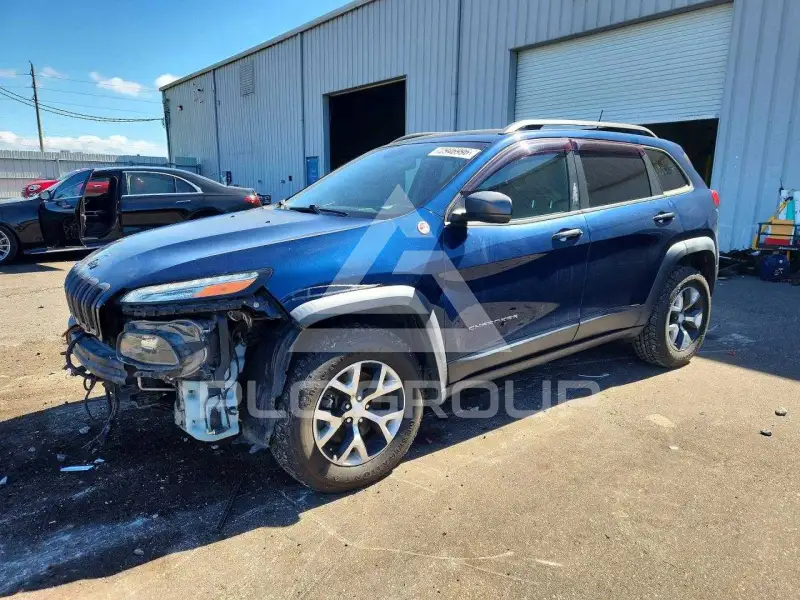 2018 Jeep CHEROKEE photo