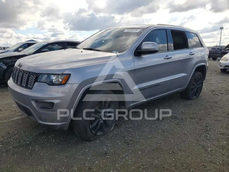 2018 Jeep CHEROKEE фото