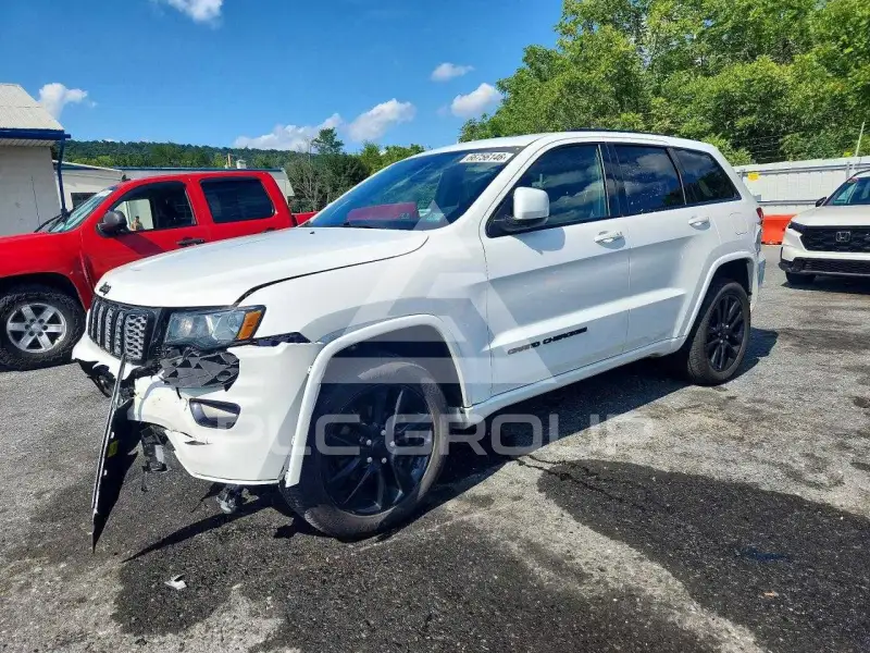 2018 Jeep CHEROKEE фото