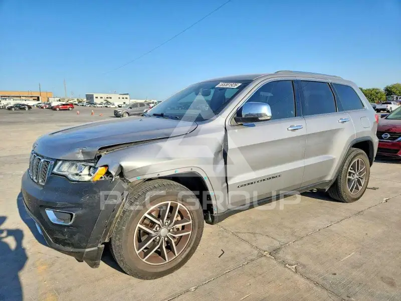 2018 Jeep CHEROKEE photo