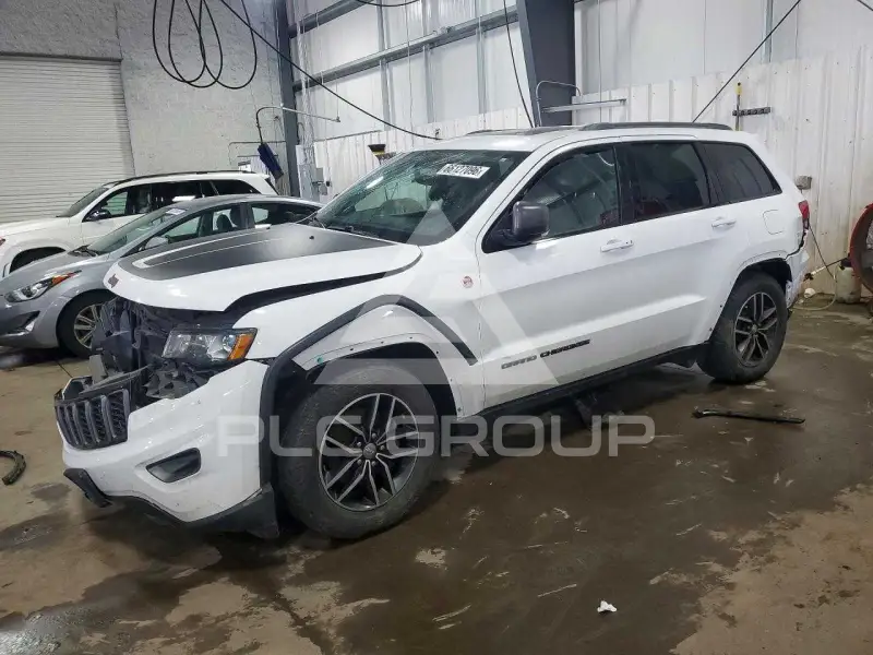2018 Jeep CHEROKEE фото