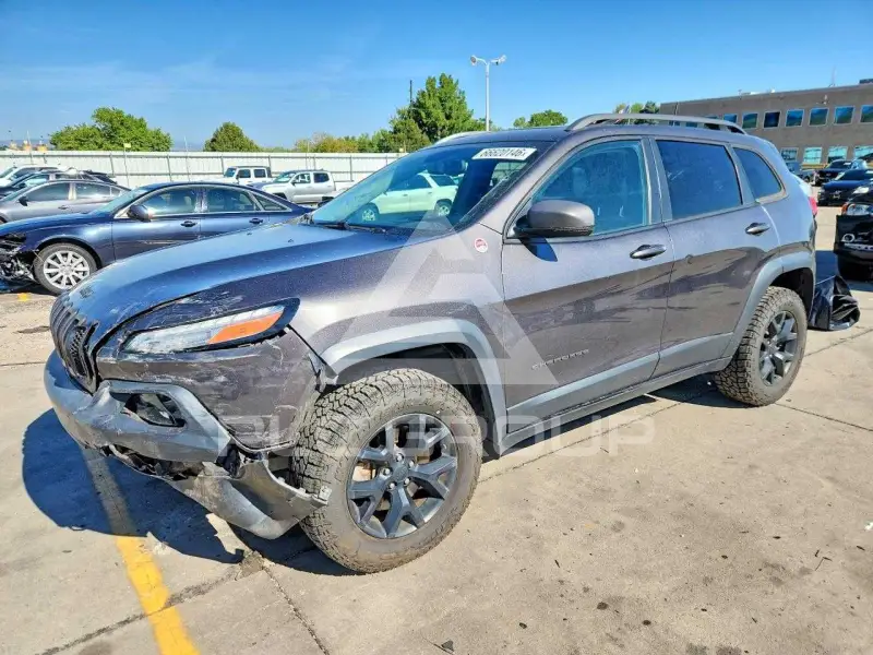 2018 Jeep CHEROKEE photo