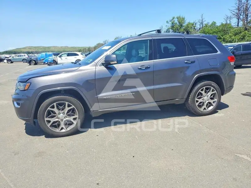 2018 Jeep CHEROKEE фото
