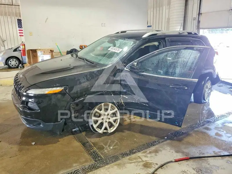 2018 Jeep CHEROKEE photo