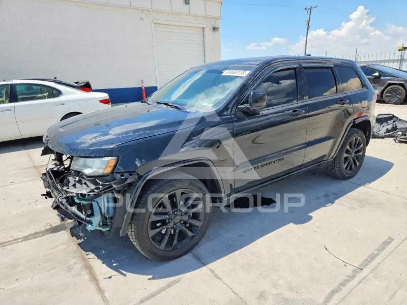 2018 Jeep CHEROKEE фото