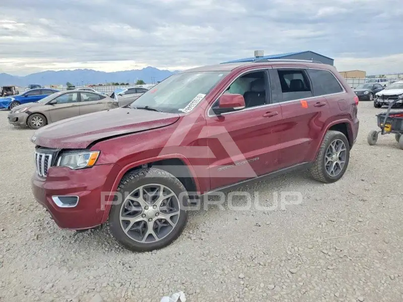 2018 Jeep CHEROKEE фото