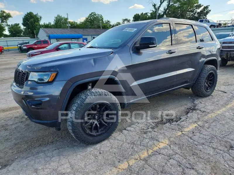 2018 Jeep CHEROKEE фото