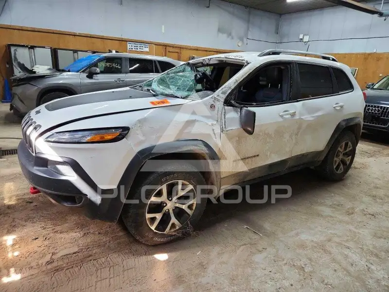 2018 Jeep CHEROKEE photo