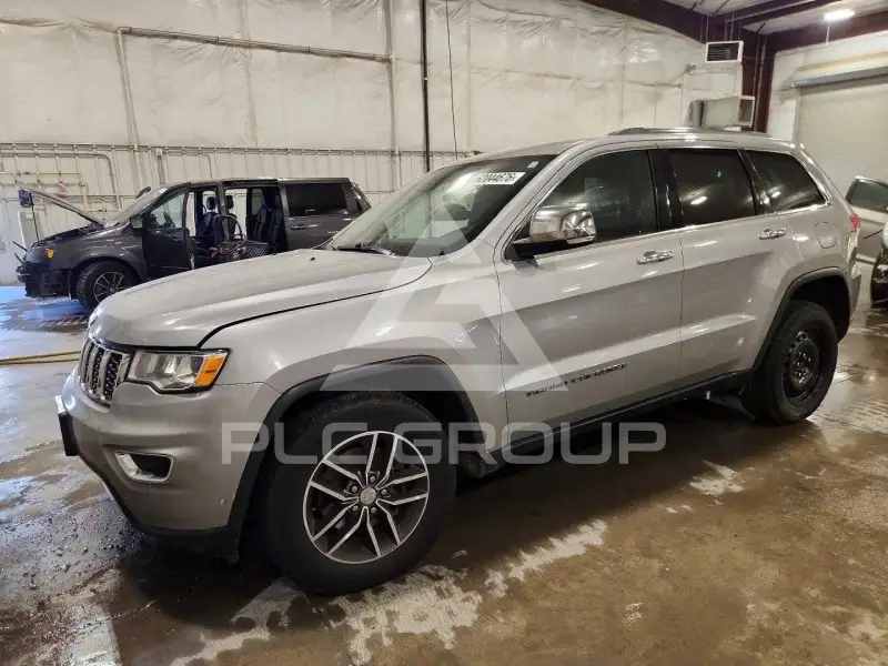 2018 Jeep CHEROKEE photo