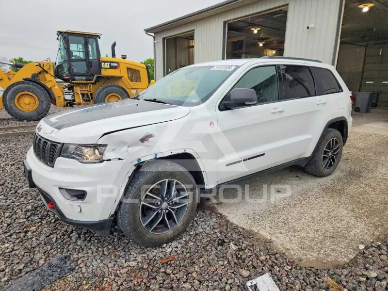 2018 Jeep CHEROKEE photo