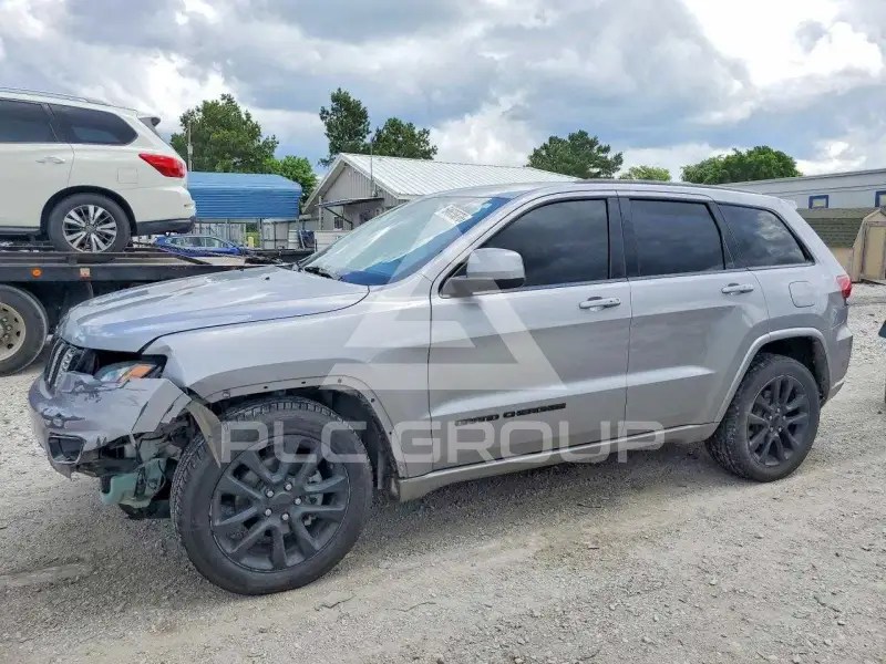 2018 Jeep CHEROKEE photo