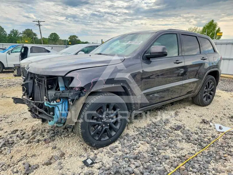 2018 Jeep CHEROKEE фото