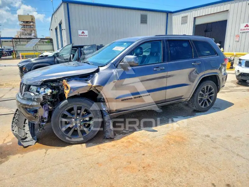 2018 Jeep CHEROKEE photo