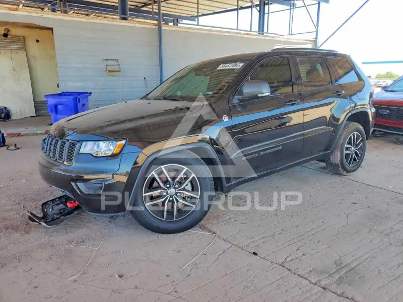 2018 Jeep CHEROKEE photo